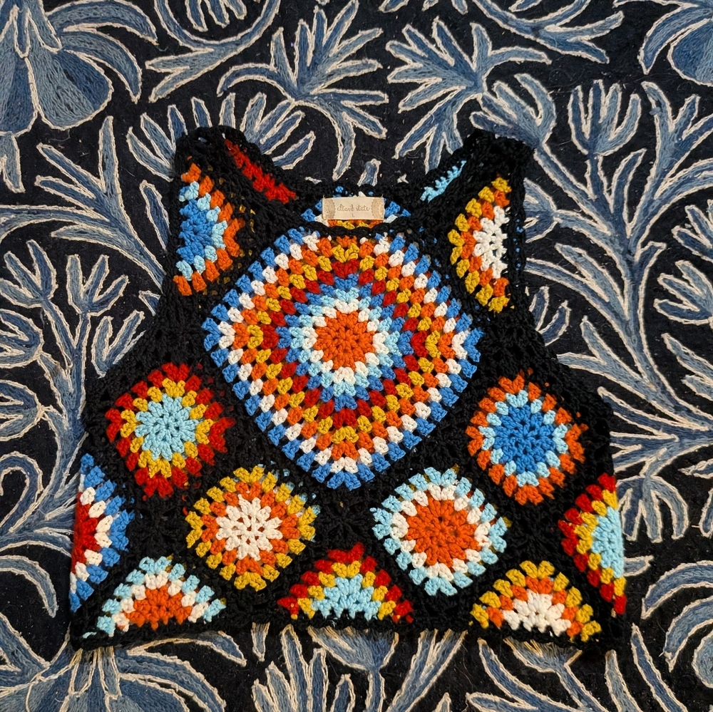 Altar'd State Women's Black Knit Granny Square Cropped Top L